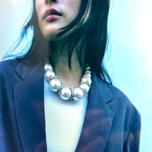 👑NEW👑 SS23 Oversized FAUX PEARL & Rhinestone Necklace by Zara